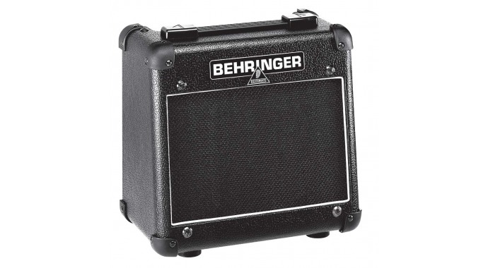Behringer AC108 - гитарный комбо 