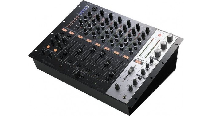 Pioneer DJM-1000 - DJ микшер 