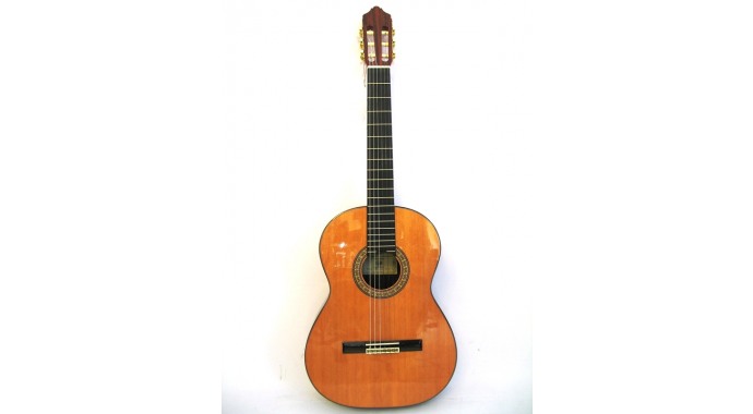 Azahar Mod 142 - классическая гитара 