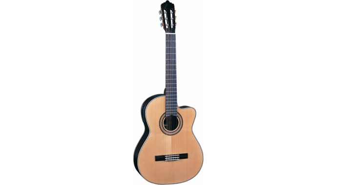 Santos Martinez SM150 CEA - классическая гитара с пьезодатчиком 