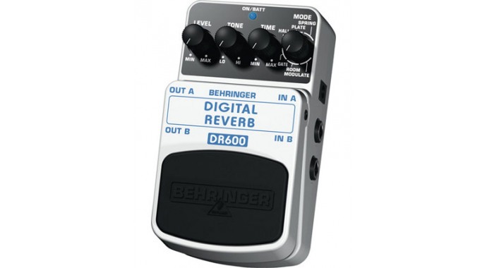 Behringer DR600 Digital Reverb - педаль эффектов для электрогитары 