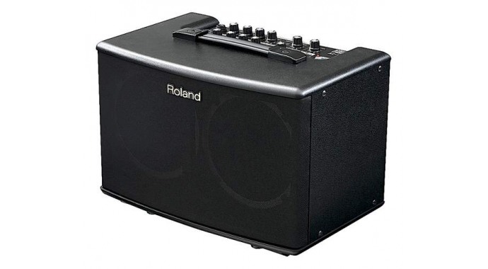 Roland AC-40 - комбо для акустических гитар 
